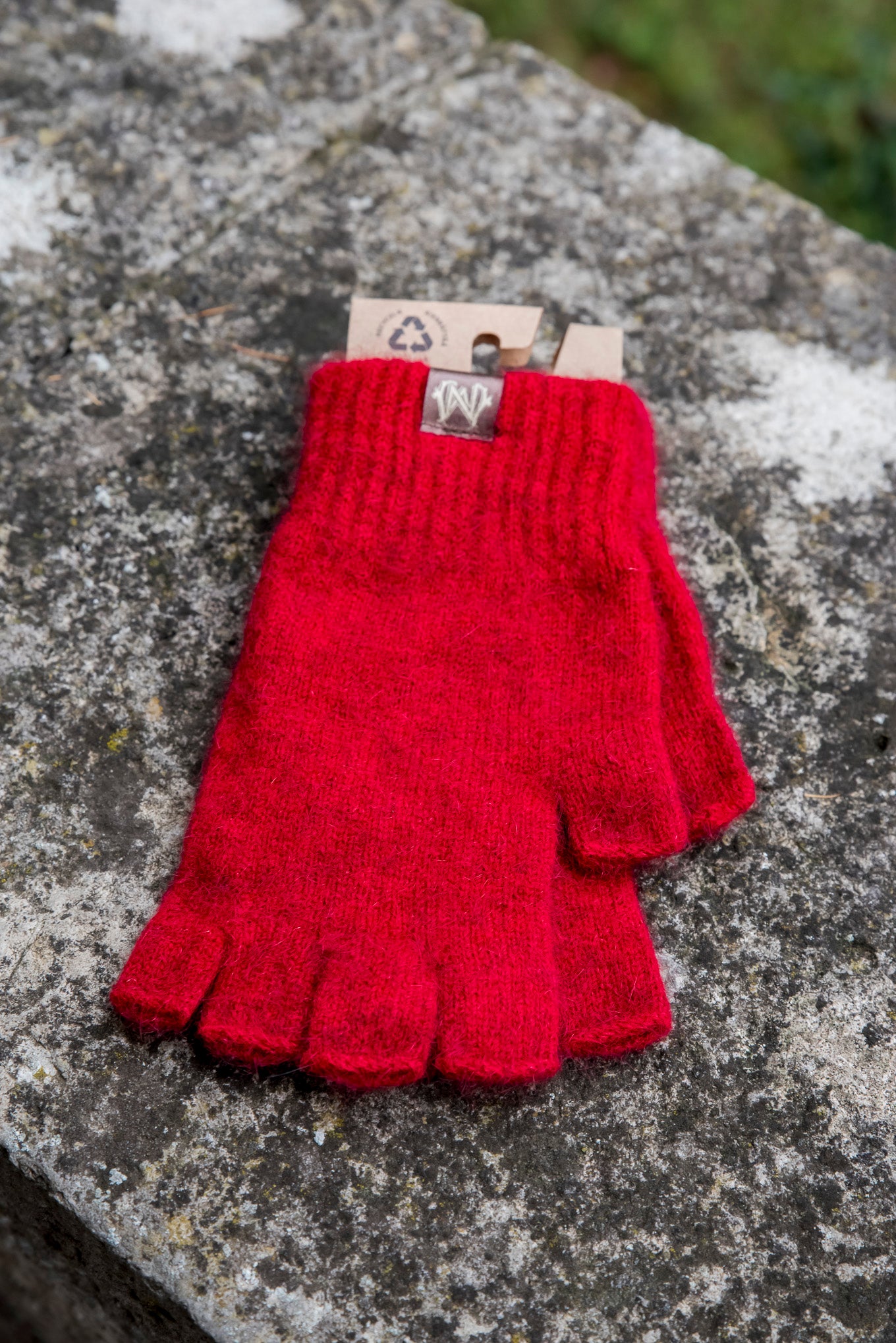 Noble Wilde Fingerless Glove Possum-Merino