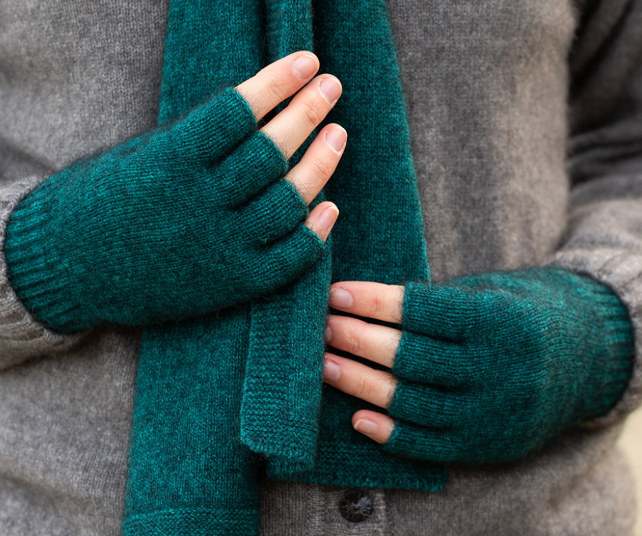 Noble Wilde Fingerless Glove Possum-Merino