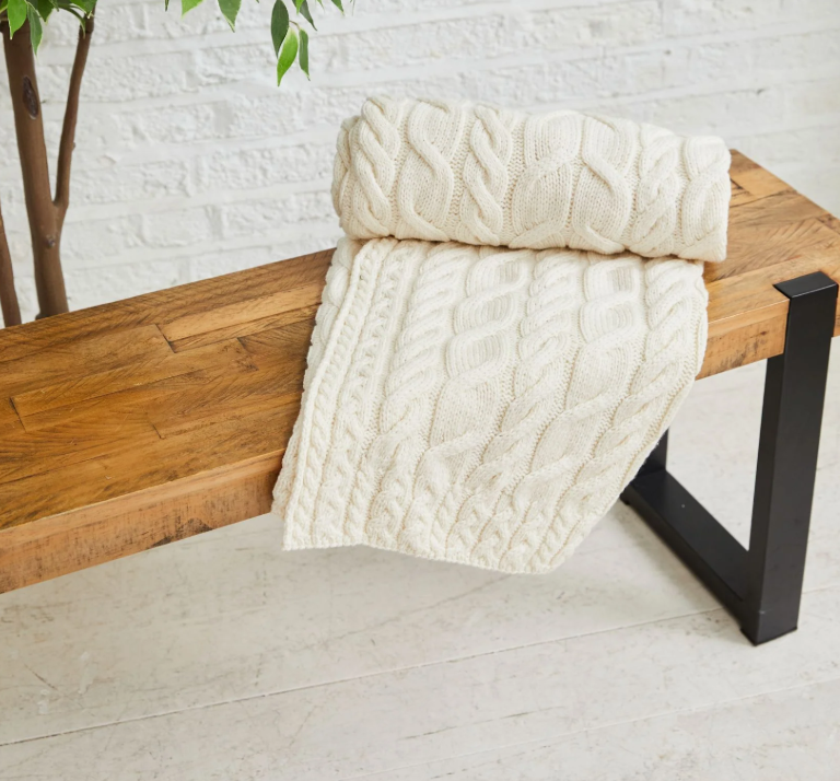 AWM B927 Cable Knit Blankets Supersoft Merino Wool
