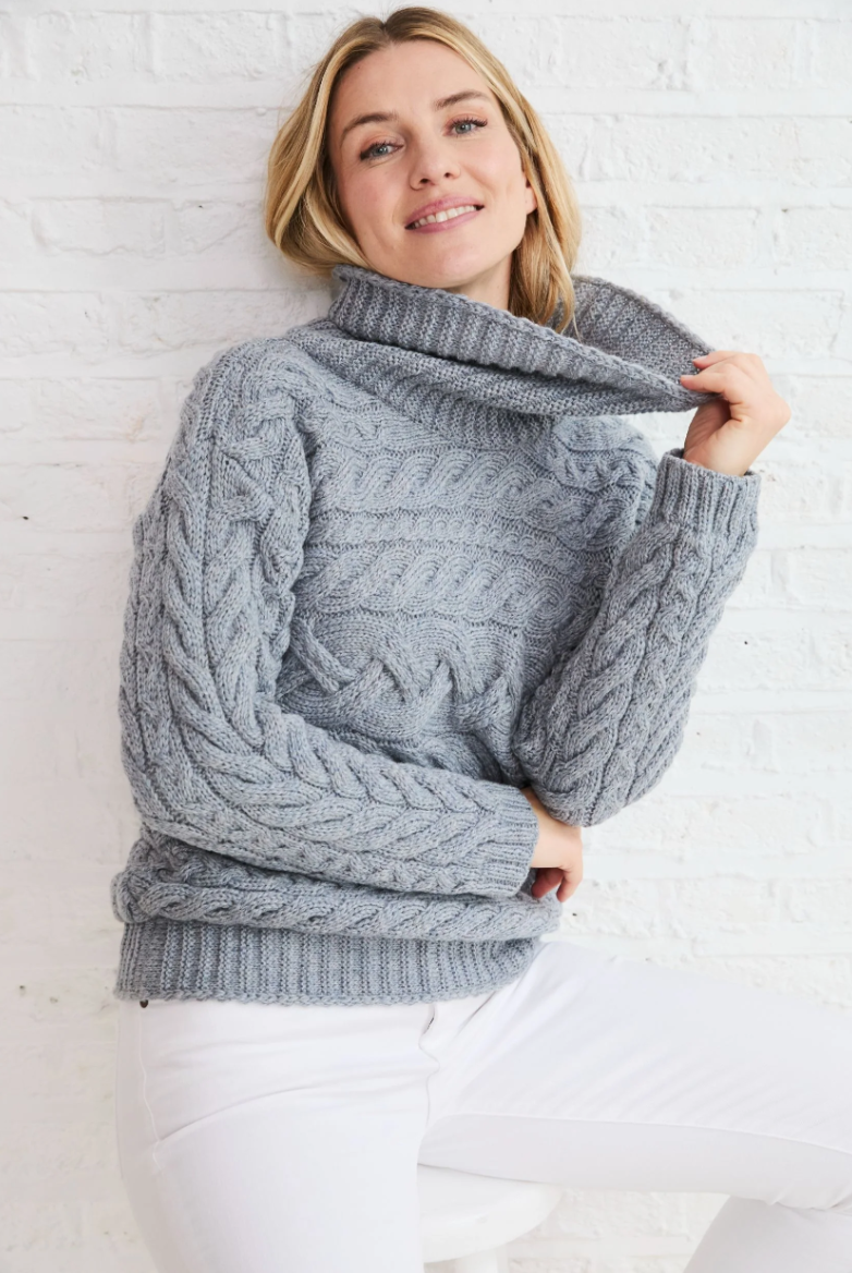 AWM B145 Aran Horizontal Cable Sweater - Ocean Grey