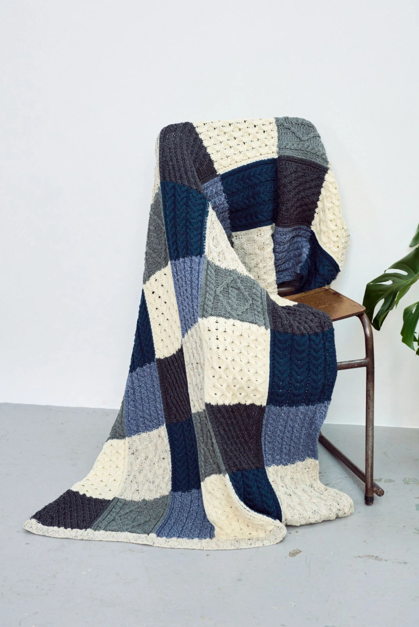 AWM B307 Cableknit Patchwork Throws