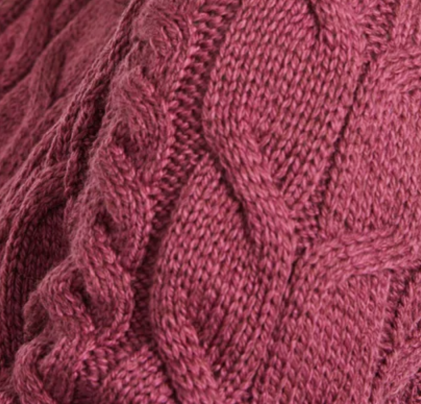 AWM B927 Cable Knit Blankets Supersoft Merino Wool