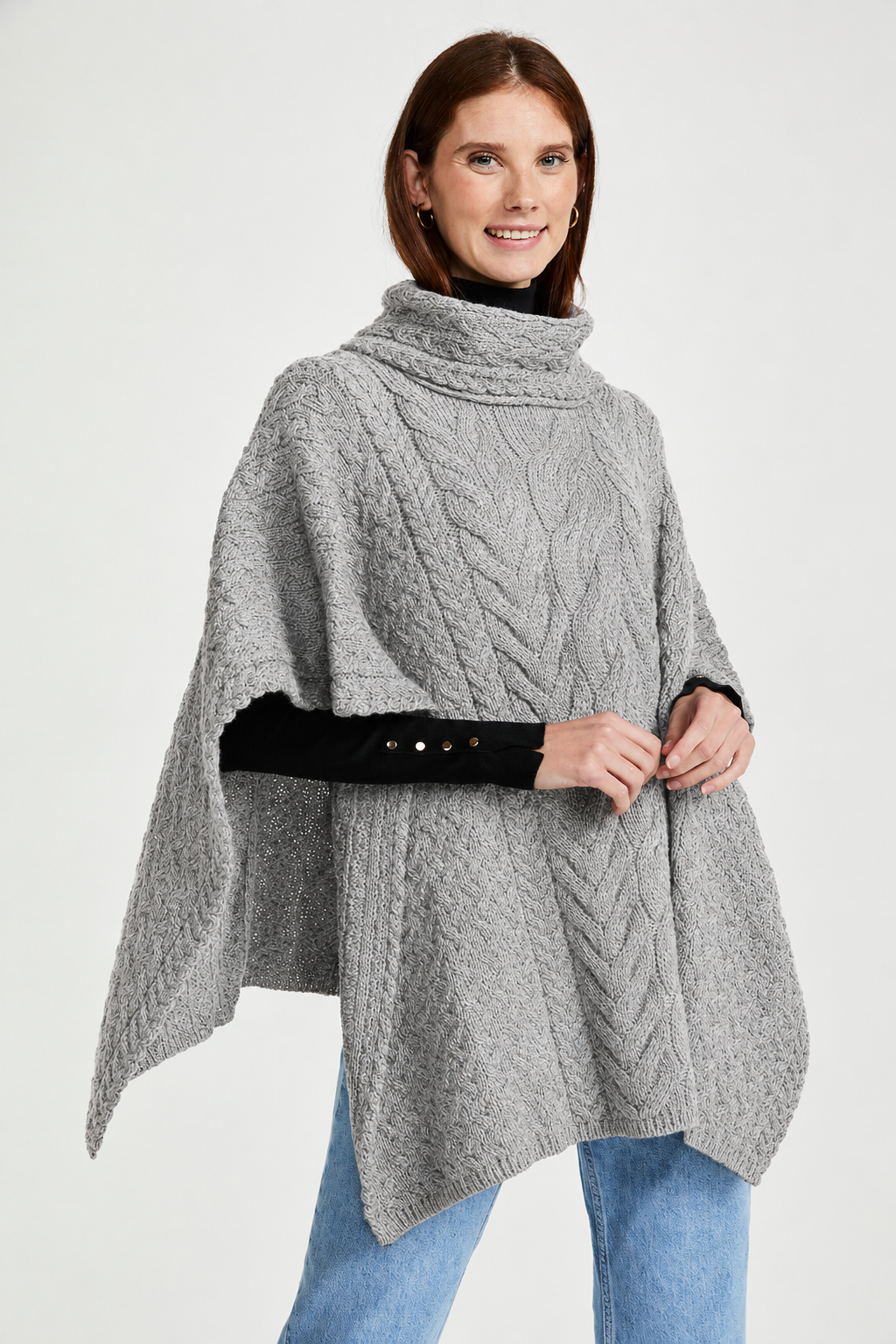 AWM Poncho Cowl Neck Umhang B694