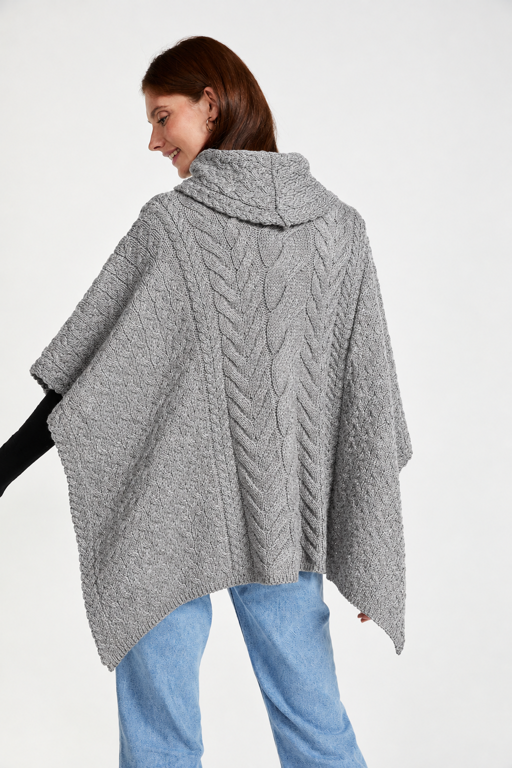 AWM Poncho Cowl Neck Umhang B694