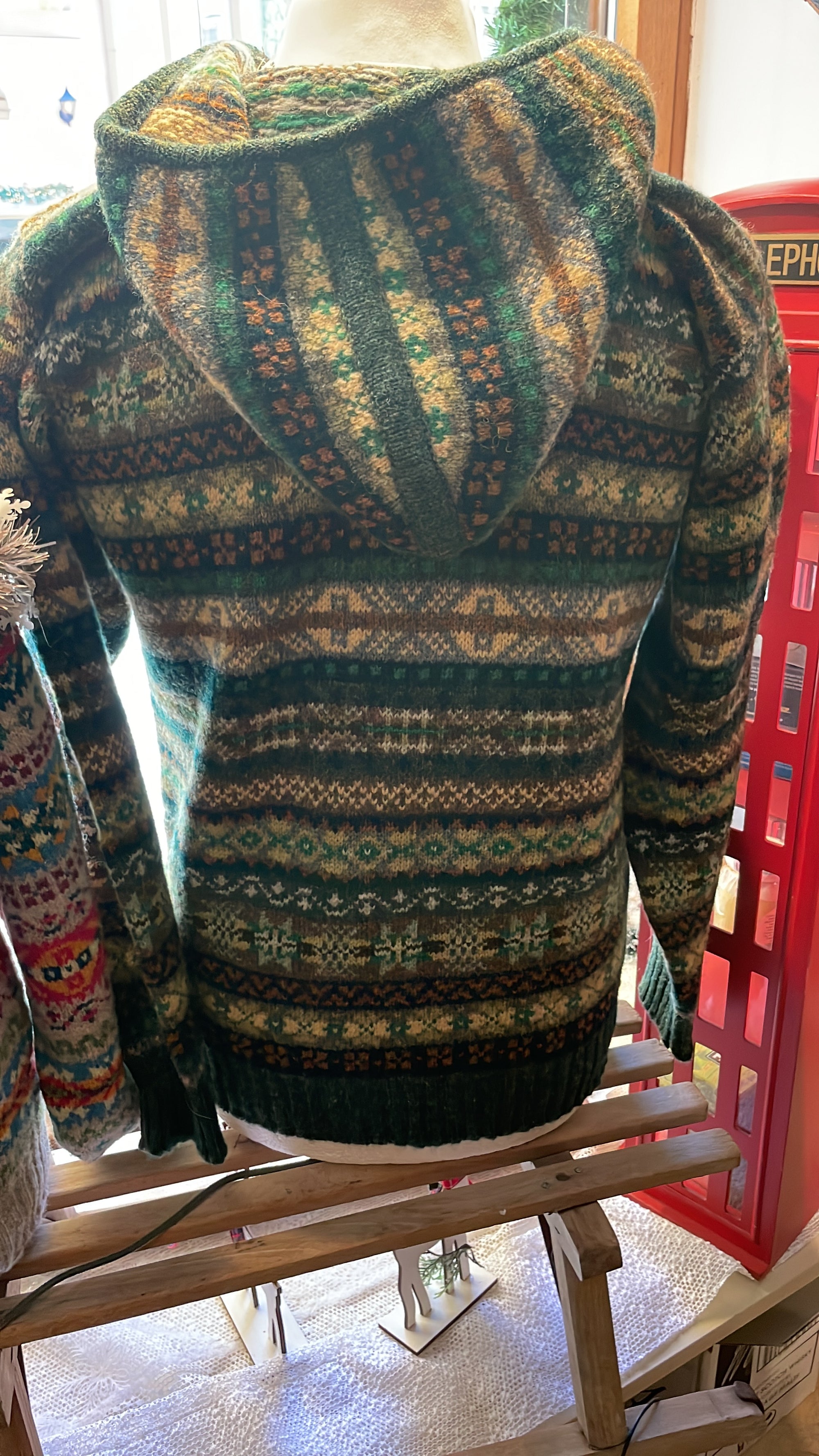 Jamieson's Unisex Hooded Pullover Green Fair Isle