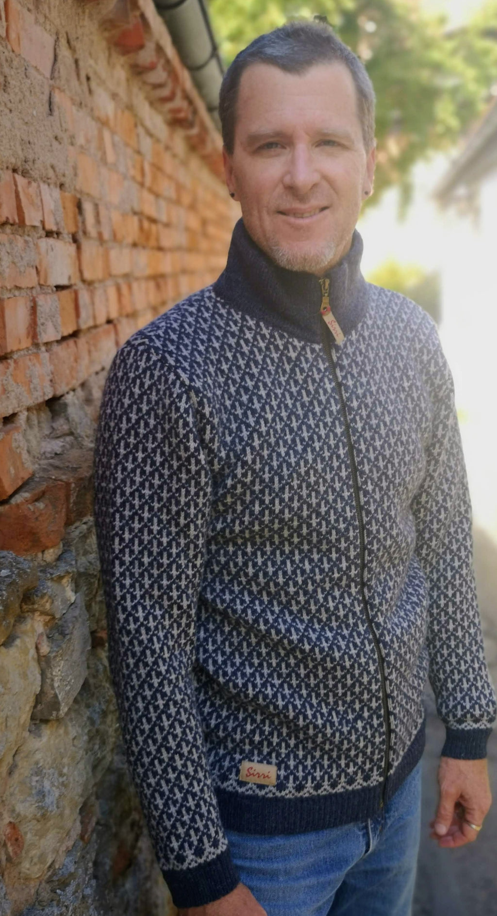Sirri Men's Zip Up Jacket -Navy/White- Faroe Islands Strickjacke