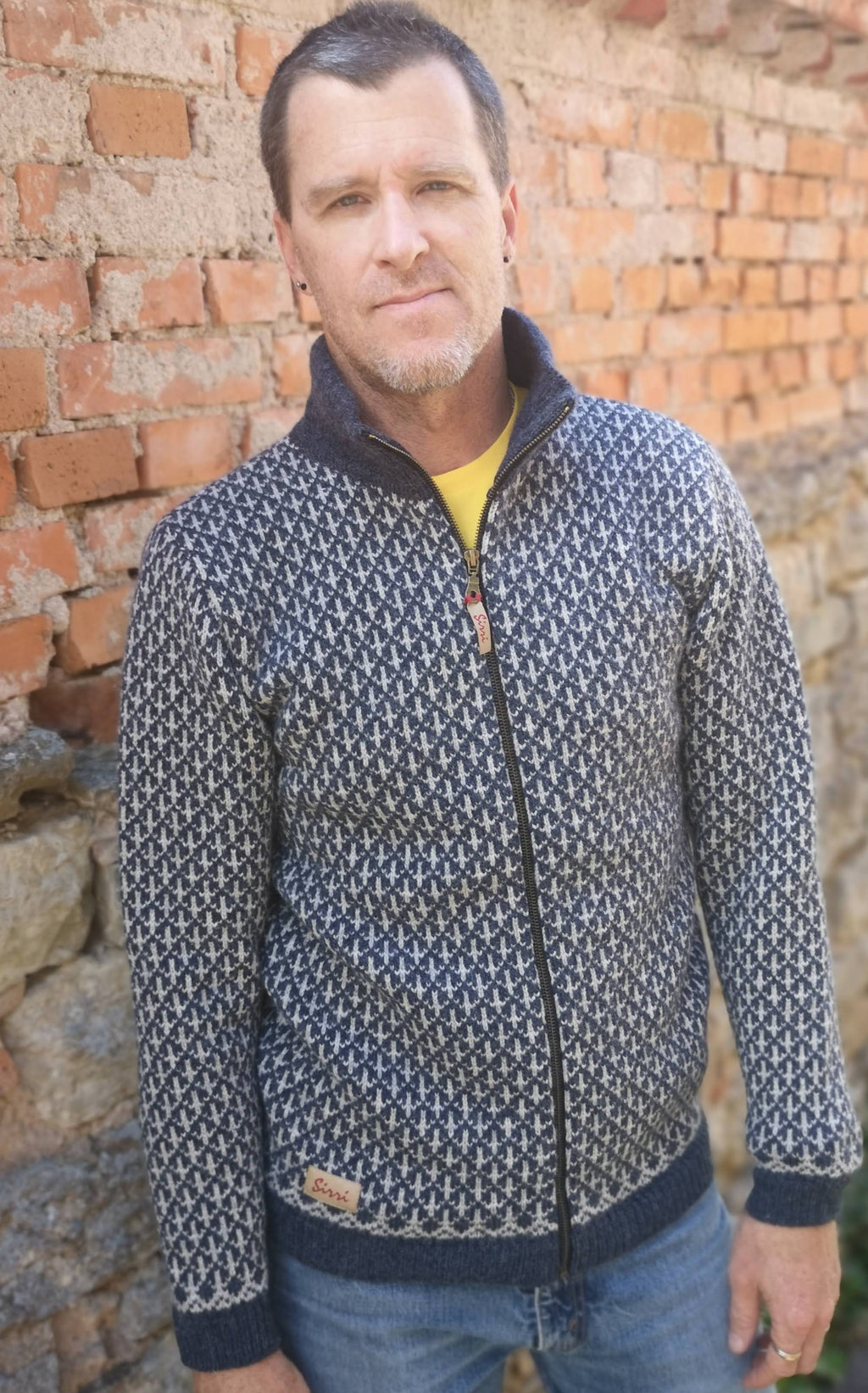 Sirri Men's Zip Up Jacket -Navy/White- Faroe Islands Strickjacke