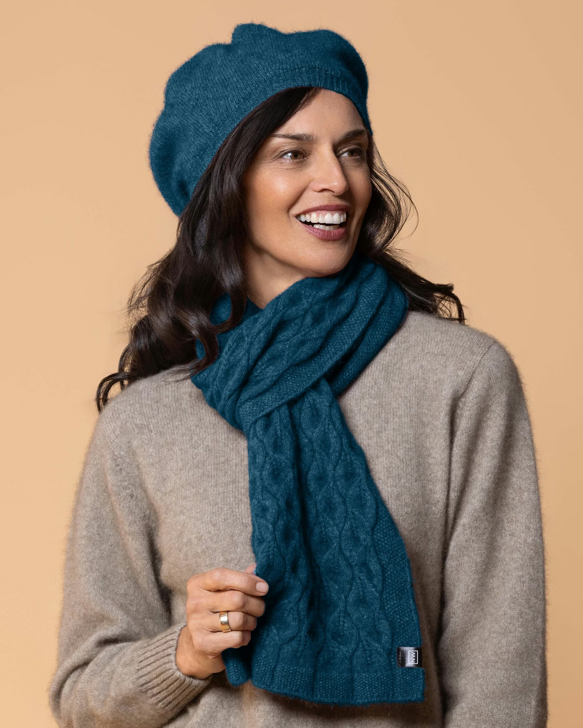 Noble Wilde Scarf Leaf Possum-Merino -5 Farben