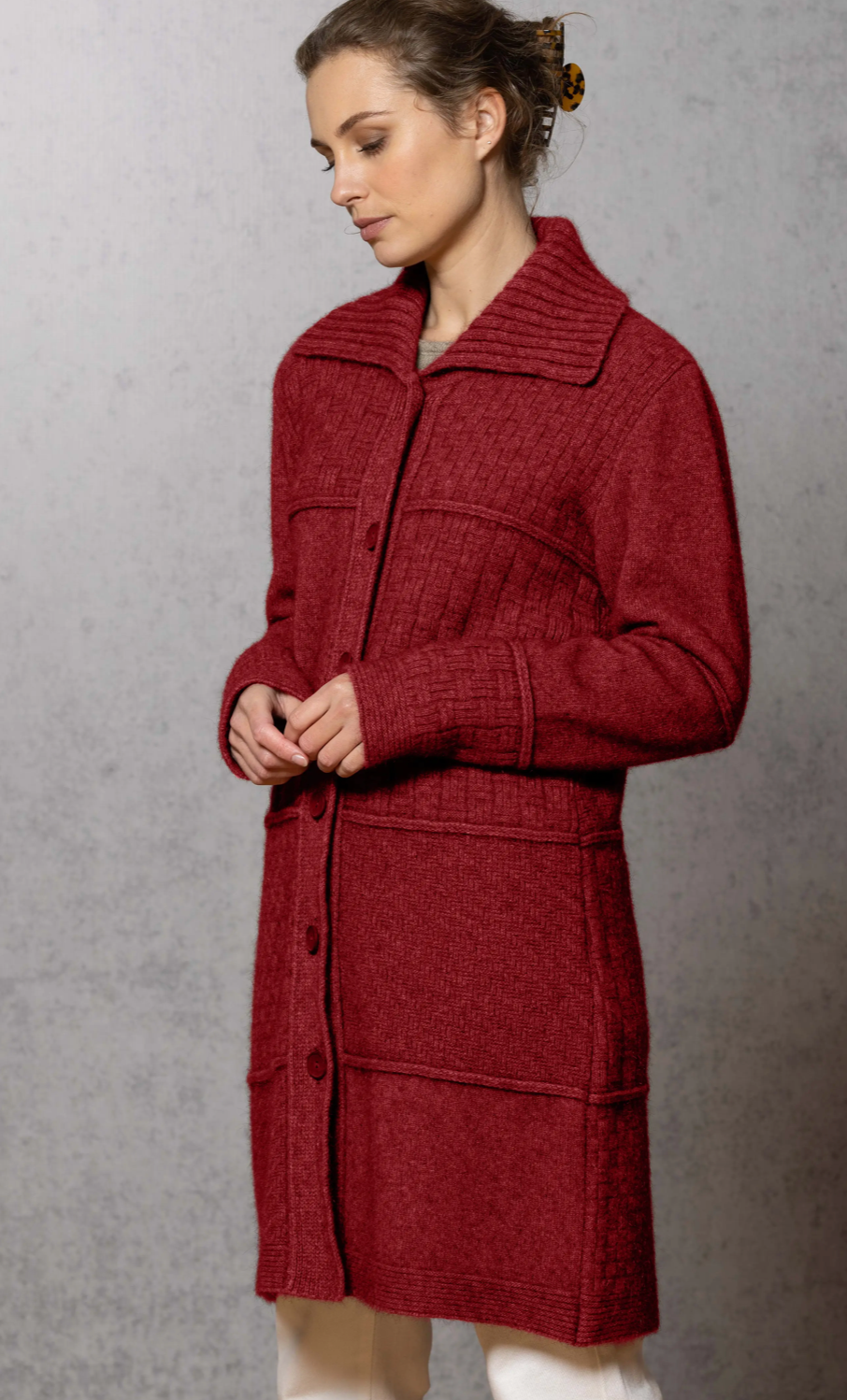 Noble Wilde Women's Vagabond Coat Sangria Possum Merino Mantel 2024