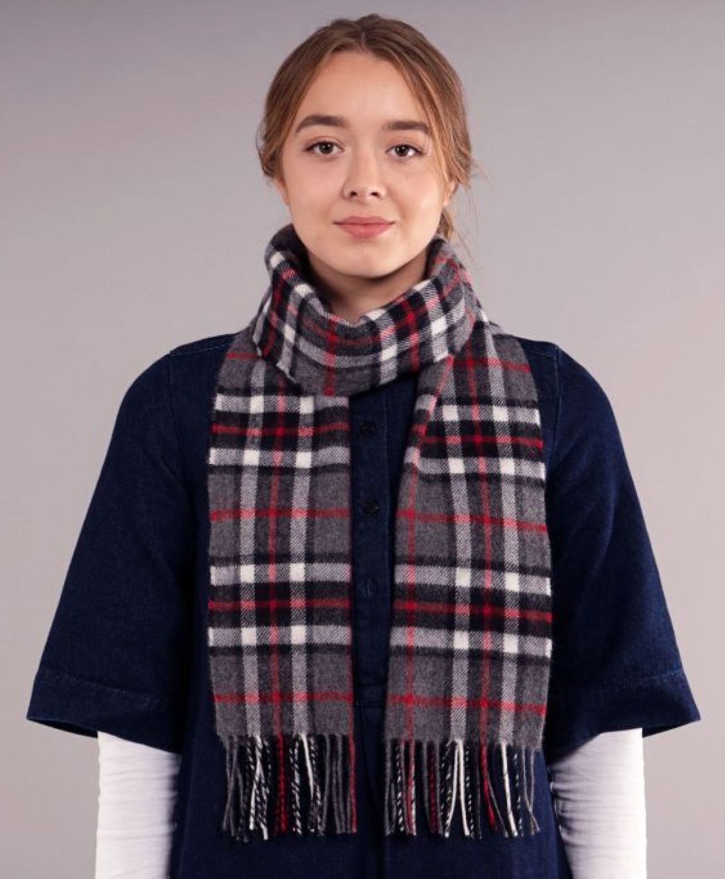 Lochcarron Tartan Scarf Thomson Grey