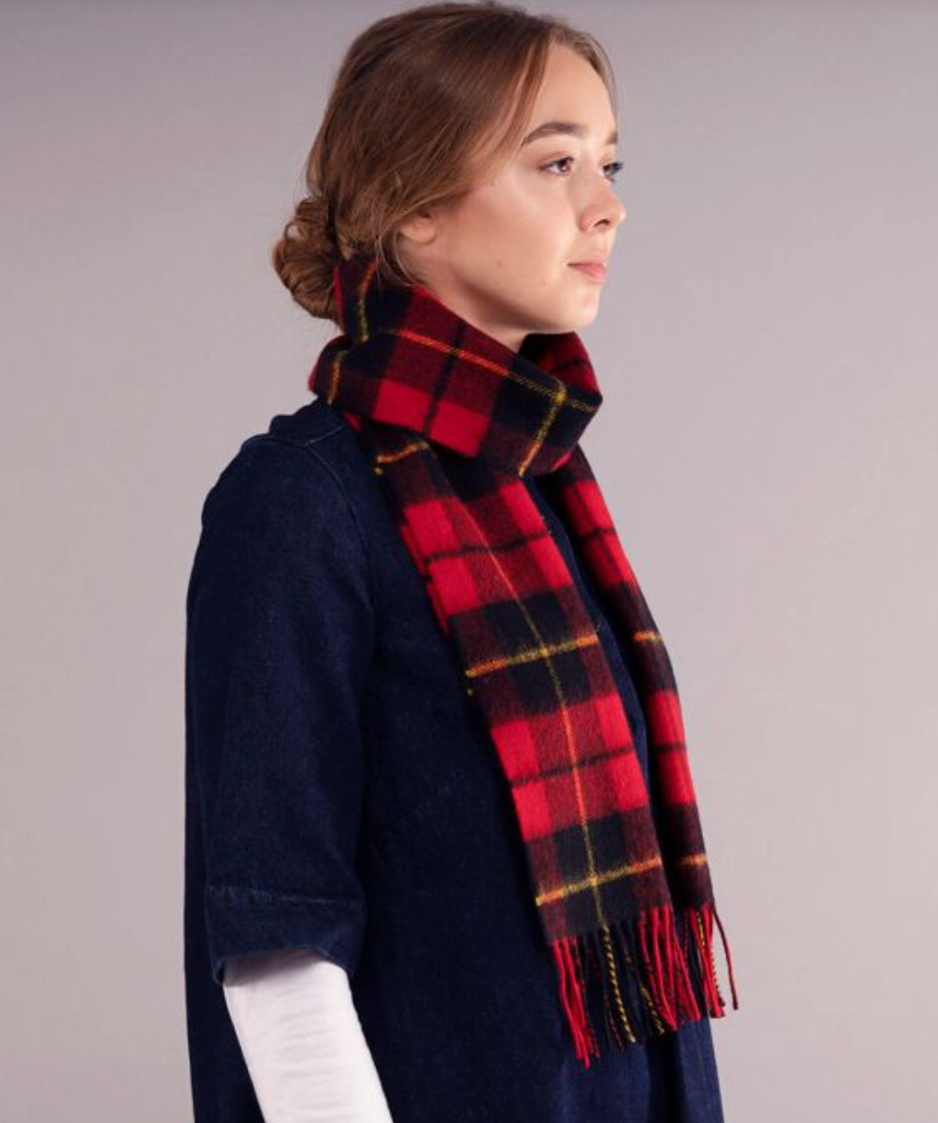 Lochcarron Tartan Scarf Wallace Modern
