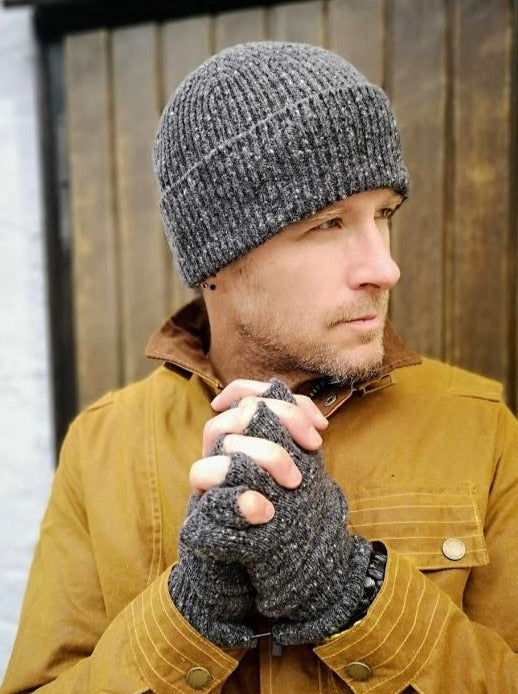 Robert Mackie Beanie Shin UNSHIN