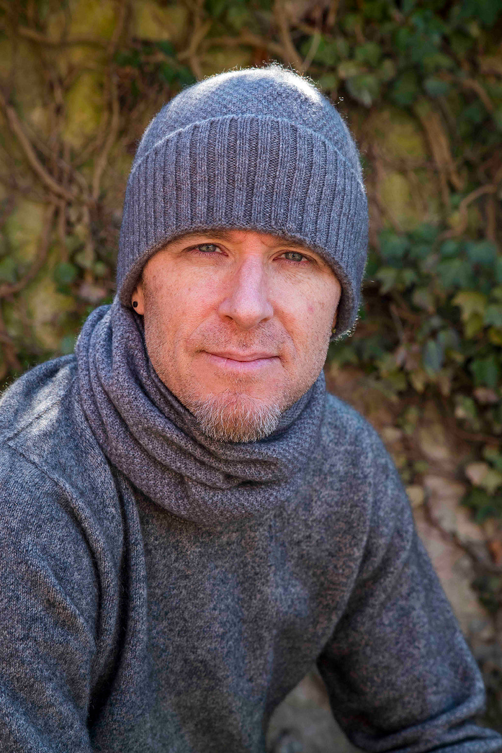 Noble Wilde Loop Neck Warmer Moss 2024